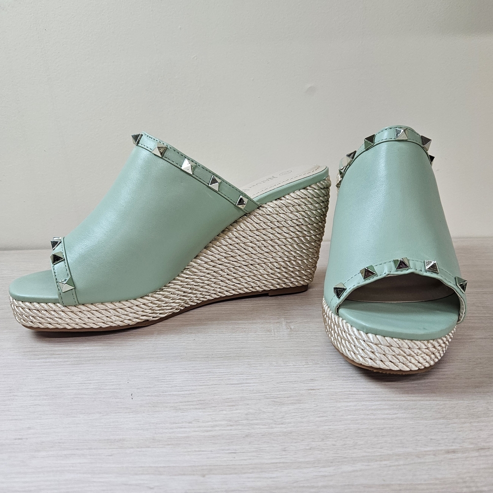 NATURE BREEZE | Size 8 | Soft Sage Studded Espadrille Platform Wedges - Picture 4 of 10